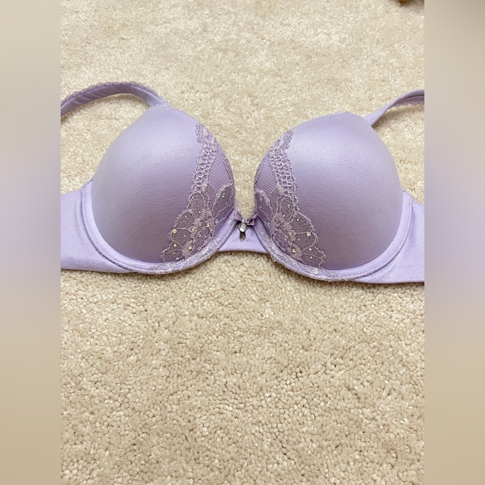 Victoria’s Secret Sexy Body By Victoria Purple Padded Perfect coverage Bra 32C